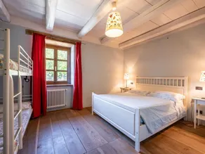 Bellissimo appartamento per 18 persone con piscina, WIFI, patio e animali ammessi - Image 3