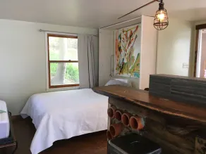 Drifted Inn - Riverfront Cabin - Image 3