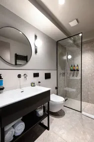 Noa Hotel - Image 2