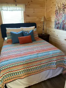 Serene Country Cabin. 30 min from TIEC, FENCE, hiking, & Spartanburg. - Image 5