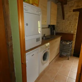 Stone house with pool 200 meters from a small village. Cul de sac. - Image 3