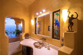 2 BR romantic Penthouse in Conchas Chinas with amazing views & beach access - Image 2