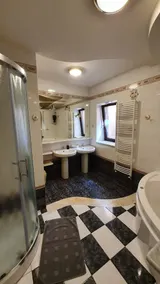Appartement avec barbecue, terrasse et jacuzzi - Image 3