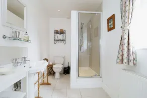 Rofford Lodge - Image 3