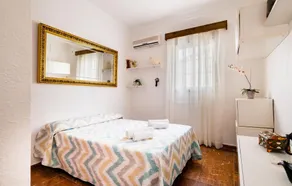 Awesome Home In Valencina De La Concep - Image 4