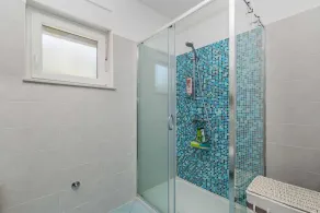 Casa de férias agradavel e confortável  com piscina privada em Pinezici, Island Krk, Croatia para 6 pessoas - Image 3