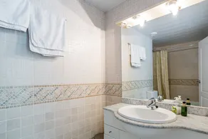 Appartement 'Bovilla' avec piscine partagée, Wi-Fi et climatisation - Image 3