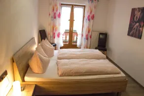Vacation apartment Weitsee 84sqm, balcony, kitchen, 2 bedrooms, living room, WLAN - Image 3