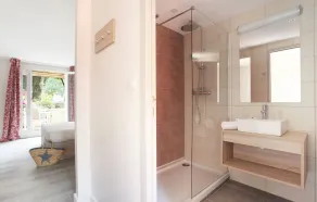 Cosy Studio | Accès Piscine Saisonnière - Image 2