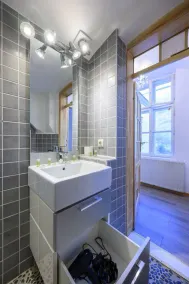 Spacious 2BR Stay for 6 Heart of Mödling - Image 3