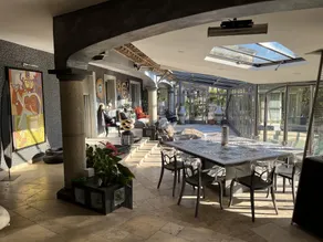 LARGE ATYPICAL VILLA WITH PRIVATE POOL IN A QUIET LOCATION - Image 2