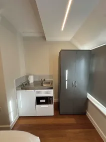 Contractors Guest House - Image 2