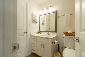 King Suite ♛ South Charlotte | Free Parking & Pool - Image 3