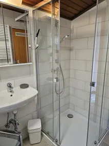 Ferienhaus Tini mit Wlan Mitten im Grünen und Dennoch Zenrumsnah - Image 4