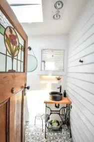 Lux. Waterfront Cottage, Amazing Water Views /Fire Pit /Central/5km-MTB & Beach - Image 3