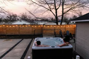 4 BR Beach Cottage: Hot Tub- Firepit-Table tennis - Image 5