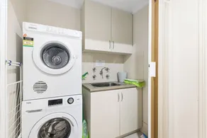 Neat 1BR apartment w/ balcony in superb East Perth Village - Image 2