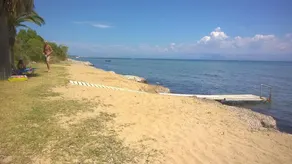 Apartment with excellent sea view beside the beach - Image 4