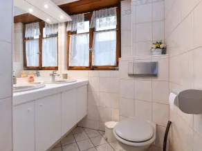 Charming Home Between Colmar and Mulhouse, Near Wine Route and Europa-Park, Sleeps 6 - Image 4
