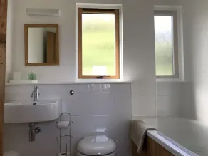 Beautiful converted croft house with stunning views - Image 2