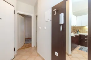 Apartment Rampin in Gedici - Image 3