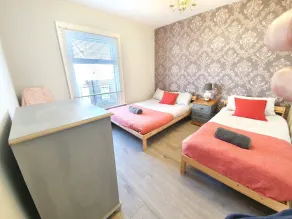 Confortável casa de 3 camas em Luton - Image 4