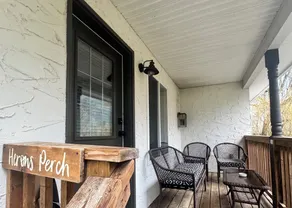 Beautiful, chic cottage, sleeps 6 - Image 2
