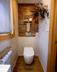 The Lakefront Chalet - Ski, Ride, Golf, Bike, Hike - Image 5