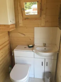 Eco-Glamping Mountain Yurt Nord du Pays de Galles - 4 personnes - Animaux acceptés et enfants - Image 2
