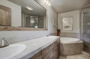 18 Autumn Brook 4 Bedroom Townhouse by RedAwning - Image 3