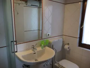Skøn  feriebolig for 4 personer med klimaanlæg, pool, WIFI, TV og terrasse - Image 2