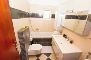 House Srecko - Image 3