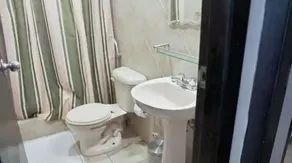 Amazing Ocean Views from this 2 bedroom apartment - Image 5