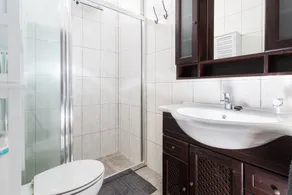 Casa vacanze 'Caleta de Caballo' direttamente sul mare con vista mare e terrazza - Image 2