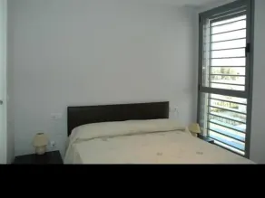 Appartamento con due camere da letto in urbanizzazione con campo da paddle. - Image 2