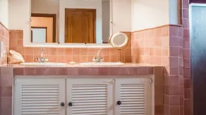 Entire villa with private pool on 3000 m2 of garden under the pines! - Image 4