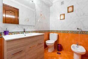 Apartamento a 60 metros da praia com vista mar, terraço, A/C e Wi-Fi - Image 5