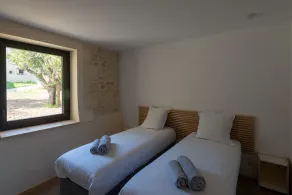 OUTSTANDING GITE - 500 m2 - 12 BEDROOMS - SLEEPS 27 - Image 3