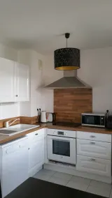 Apt 50m2 med balkon fuldt udstyret nær Avignon - Image 4