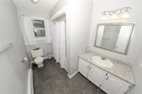 DOWNTOWN ST JOHN'S- CLEAN, off-street PARKING, patio, no hills - Image 3