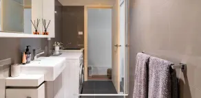 Stylish apartment close to amazing Melbourne offerings. - Image 4