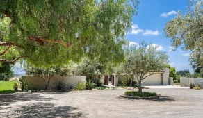 Luxury Ranch Home with private pool on 18 acres. - Image 1