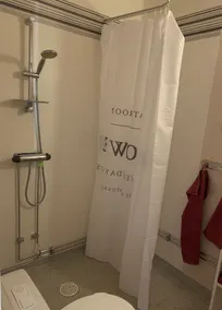 4 Bed Apartment with balcony in Karlskrona - Image 3