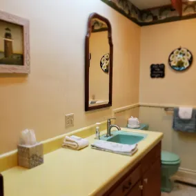 Country Farm Condo w/kitchen, near 7 Feathers Casino on OR Hwy 5; Dog friendly - Image 2