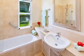 Fantastic Family Villa with Private Pool and Sea Views - Firefly - Image 5