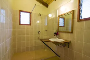 Sentrim Mara Lodge - Image 4