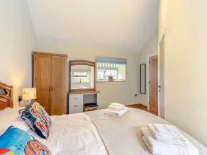 5 Bed in Litton oc-l31793 - Image 4