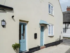 1 bedroom accommodation in Enderby - Image 5