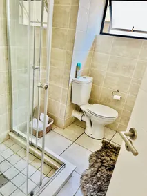 Bobo's Greenlee Lifestyle Studio Apartment - Image 3
