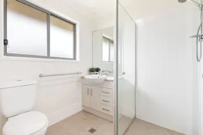 'The Pool House' Spacious Family Stay at Hervey Bay - Image 3